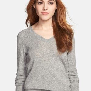 💯 cashmere grey v neck sweater halogen Nordstrom